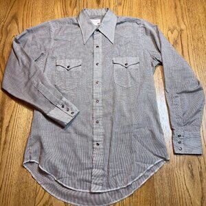 VTG 70s Wrangler Permanent Press Long Tail Pearl Snap Lightweight Men’s Size L